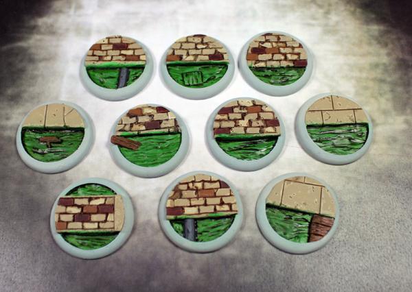 Scenic Bases: 30mm Sewer Works, Round Lip (10)